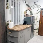 Very Cozy And Comfort House In Location Дом отдыха *