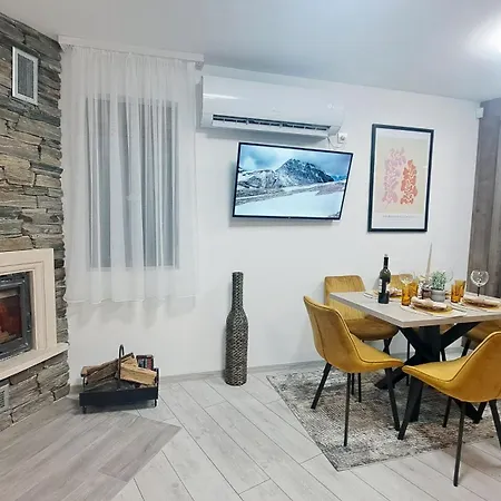 Very Cozy And Comfort House In Location