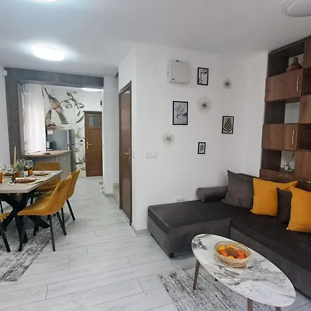 Dom wakacyjny Very Cozy And Comfort House In Location