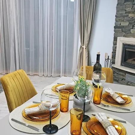 Very Cozy And Comfort House In Location *