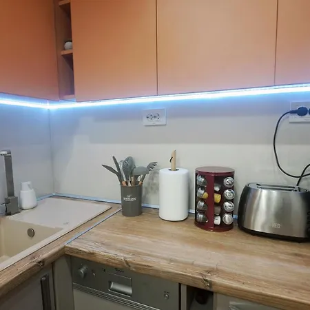 Very Cozy And Comfort House In Location בנסקו