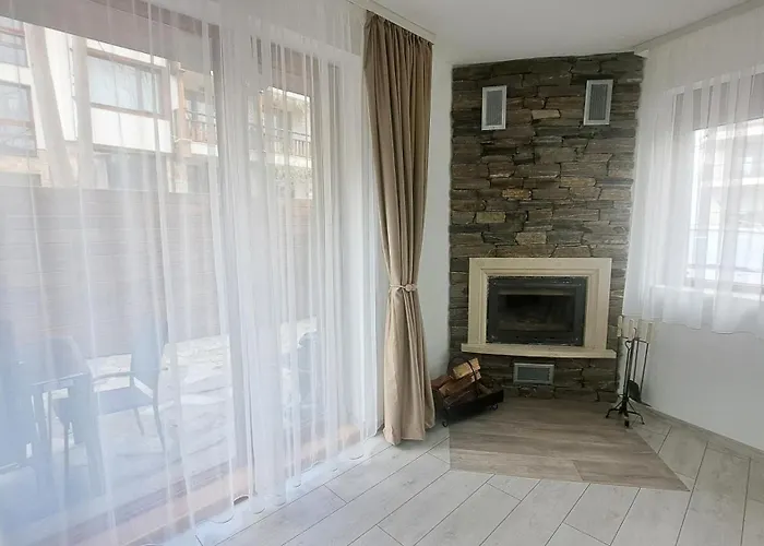 Very Cozy And Comfort House In Location Hébergement de vacances