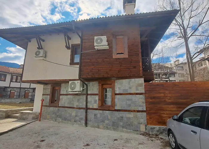 Very Cozy And Comfort House In Location Сasa de vacaciones *